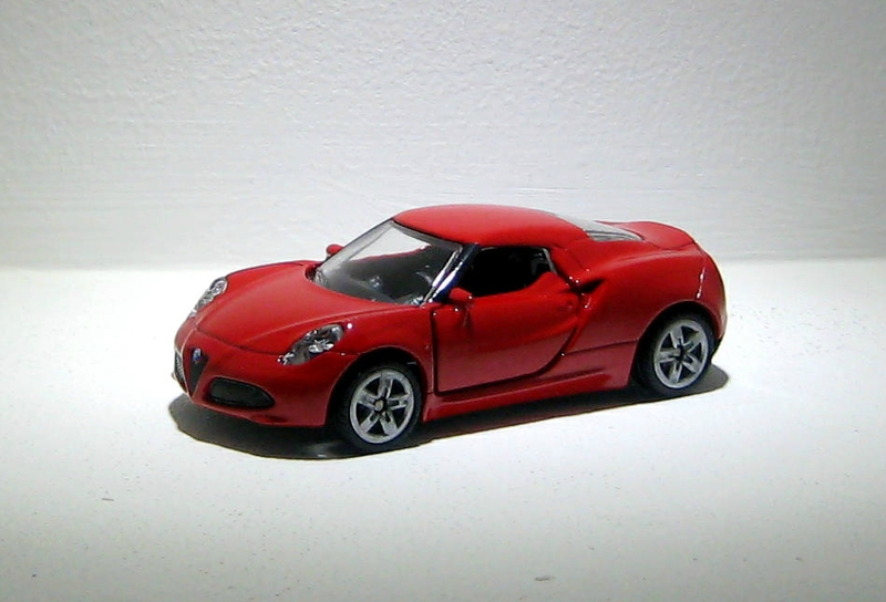 Alfa romeo 4C (ref 1451) Siku