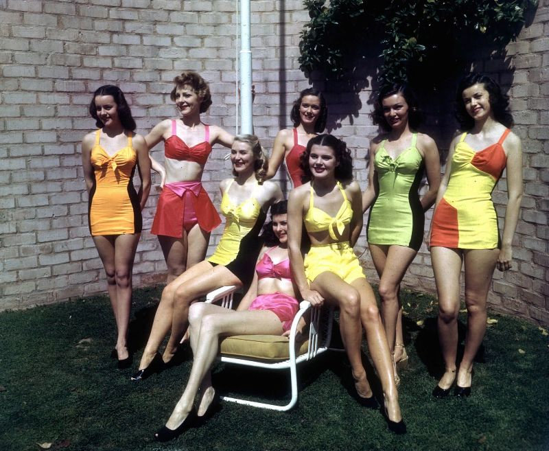 swimsuit-bicolore_1_piece-style-1947-girls-1-1
