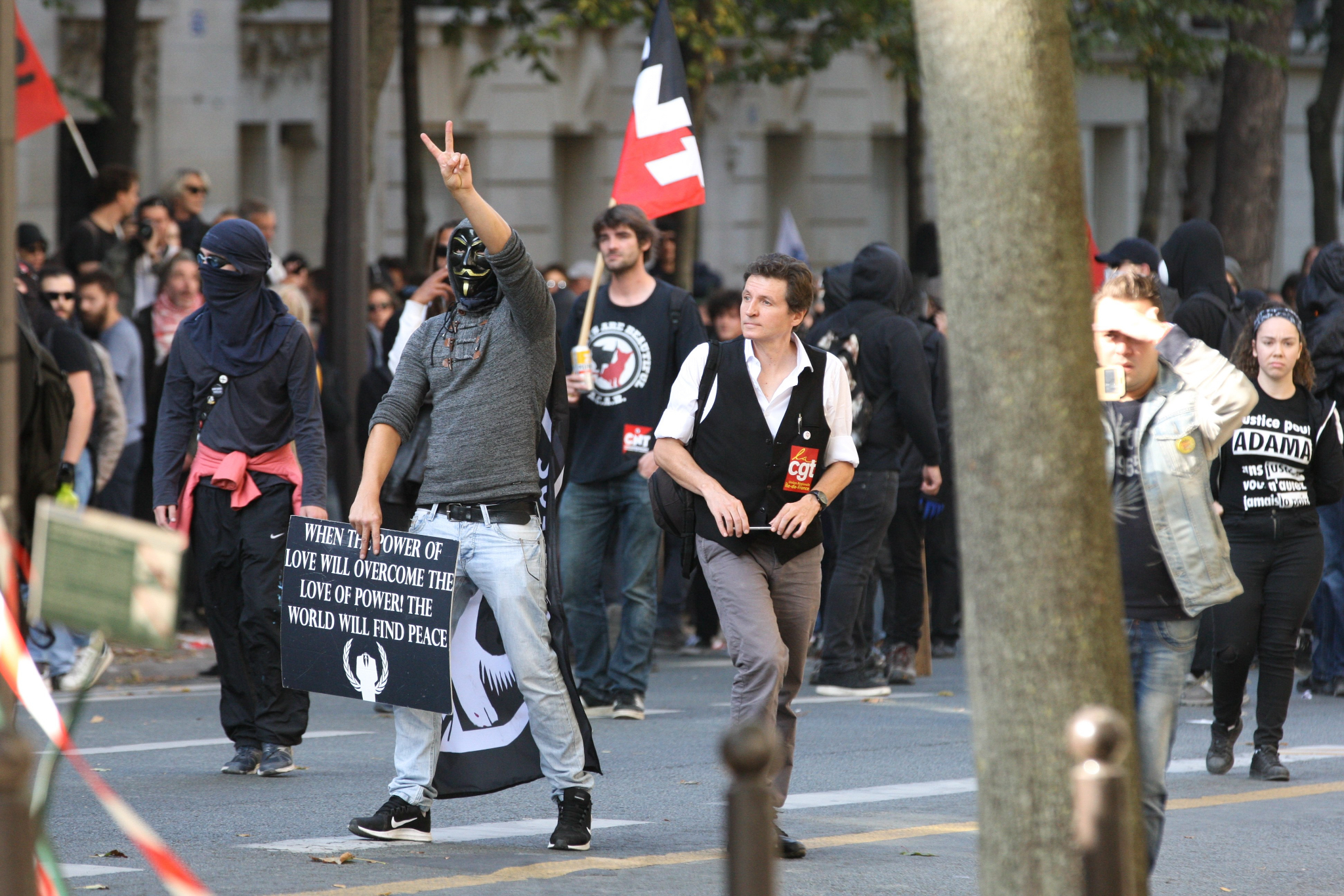 Heurts entre manifestants et gendarmes à Paris. © Michel Stoupak. Mar 09.10.2018, 14h18m09.