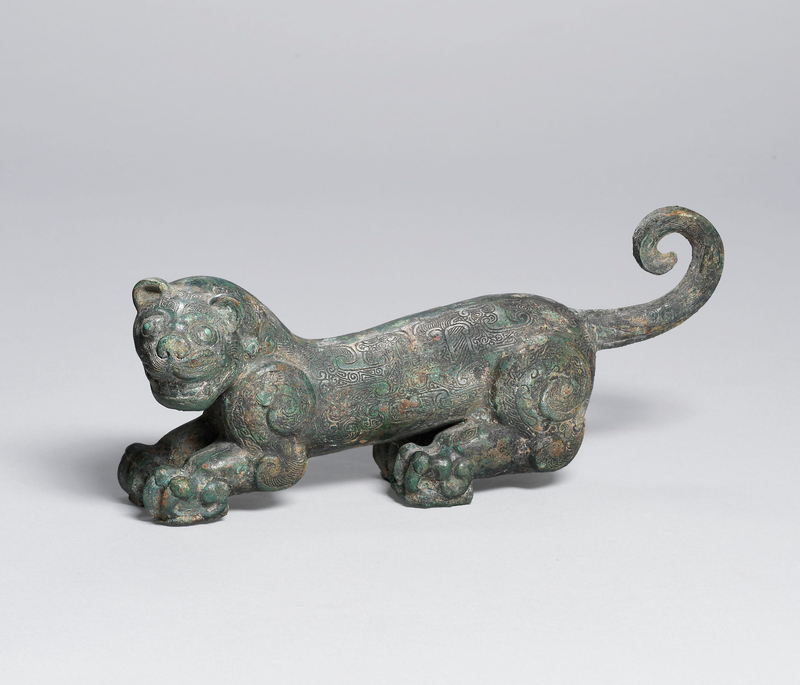 2020_HGK_18242_2864_000(a_bronze_tiger-form_finial_warring_states_period)
