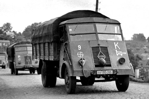 Renault-AHN-WWII-1