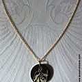 Collier médaille de la Sainte Famille petit modèle (sur chaîne plaqué or)- 30 €