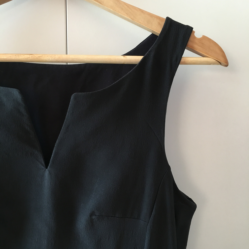 Petite robe noire en soie - Des Idées Par Milliers