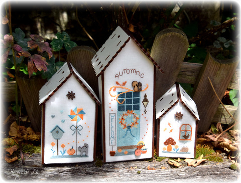 trio de nichoirs automne