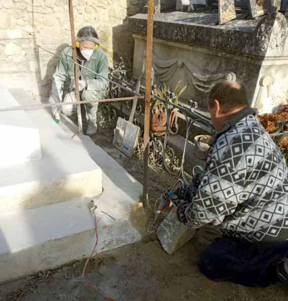 Restauration de la tombe d'Yvon DARRIES