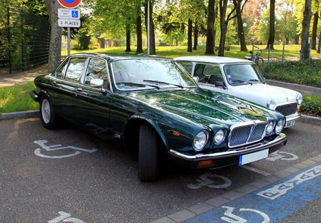 Jaguar XJ6 4