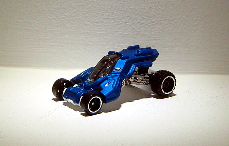 Max steel turbo racer (2014)(Hotwheels)