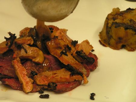 2012 11 29 cours de cuisine sur la truffe -Auberge de la truffe de Sorges (16)