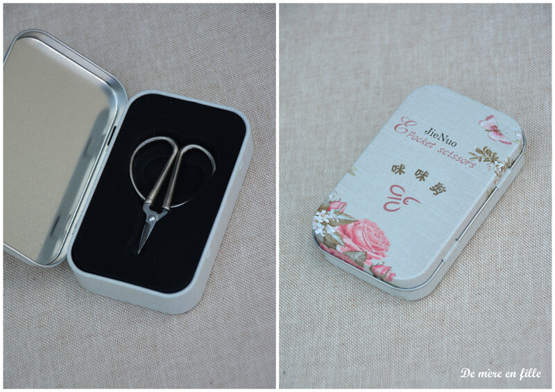 mini ciseaux argent boîte 2
