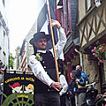Le défilé des enfants à l'européade le 23 juillet 2005 à quimper (finistère) (5)