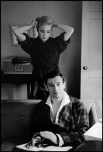 1960-beverly_hills_hotel-montand_signoret-by_BD-PAR99524