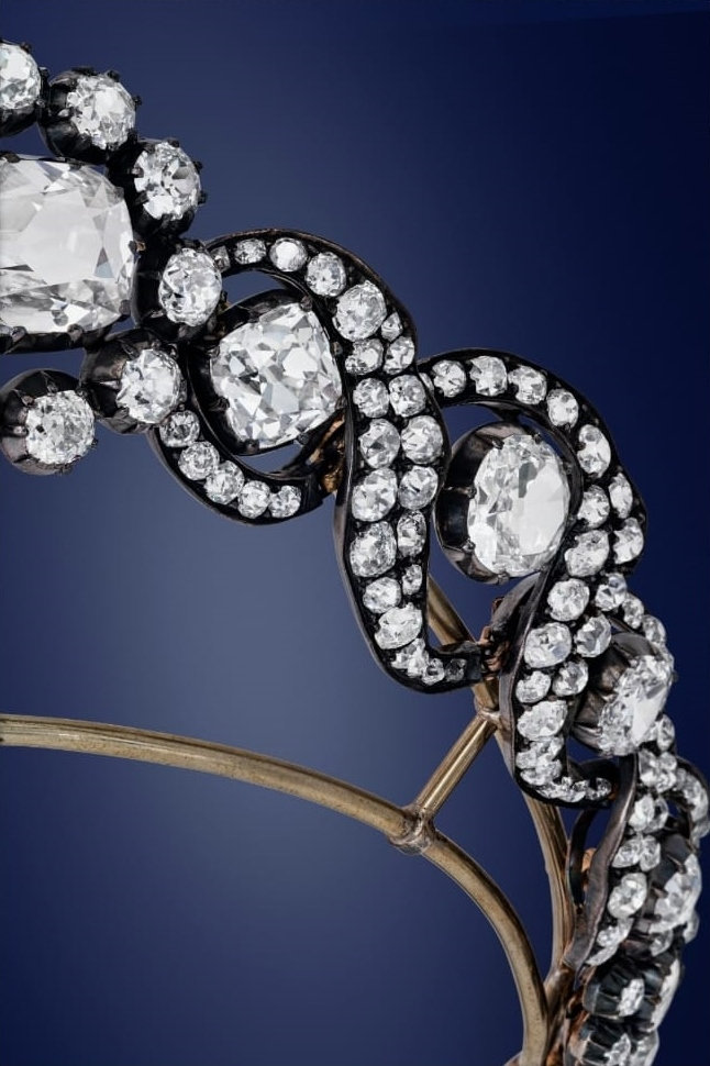 THE WÜRTTEMBERG DIAMOND JEWELS IMPRESSIVE 19TH CENTURY SUITE OF DIAMOND AND  NATURAL PEARL JEWELLERY