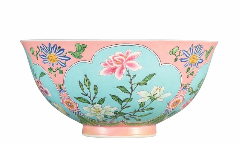 HK0797 - A Superbly Enamelled, Fine and Exceedingly Rare Pink-Ground Falangcai Bowl