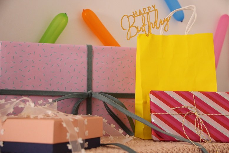 happy_10_donut_party_gifts