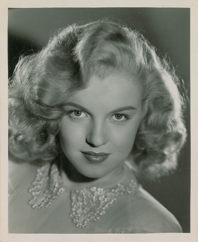 1947-FOX_studios-portrait-in_jewel_collar-011-1