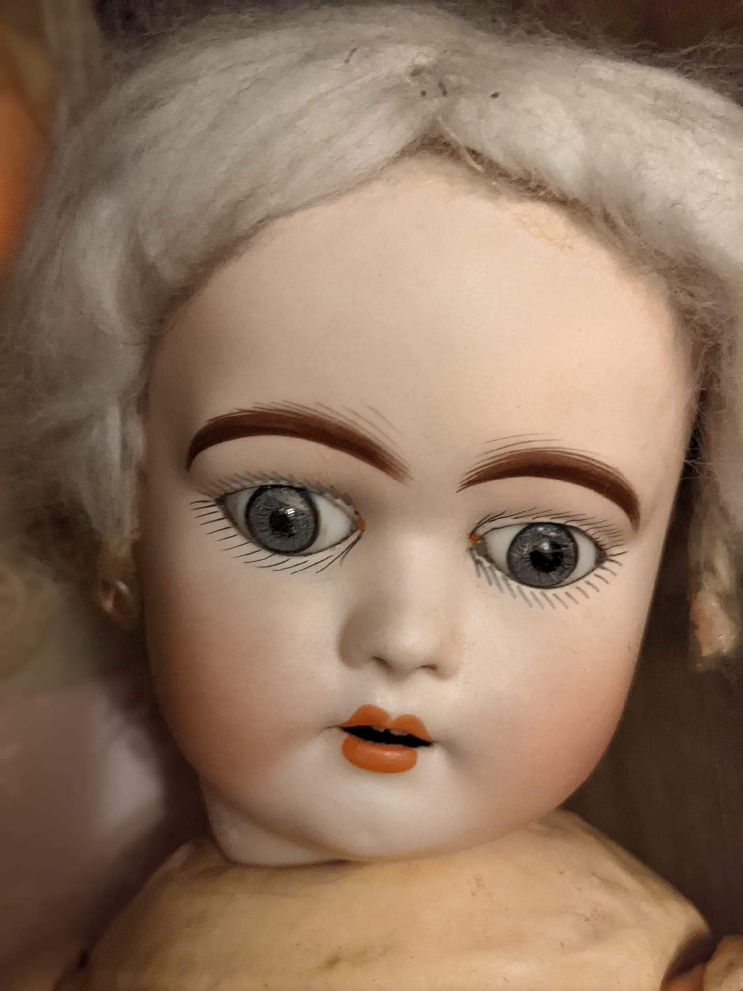 Ancienne petite poupée folklorique - Prématuré
