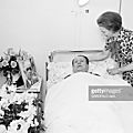 À propos d'une photo d'andré malraux à l'hôpital (1972)