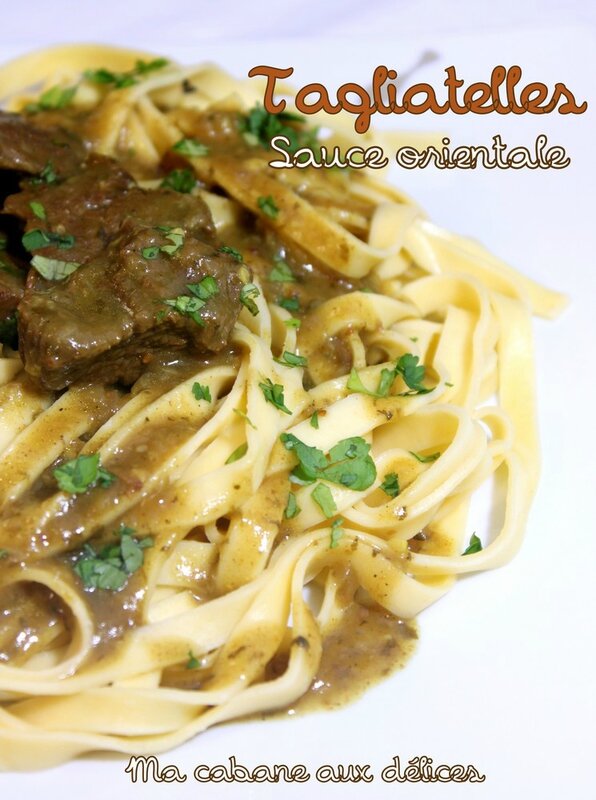 Pâte tagliatelles sauce orientale Dans les casseroles de djouza