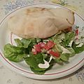Pains pita garnis à la grecque