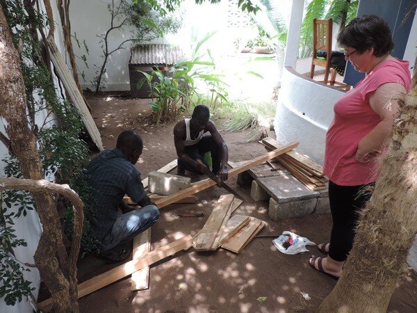 Nouveauté Un Poulailler Les Olivier Au Togo