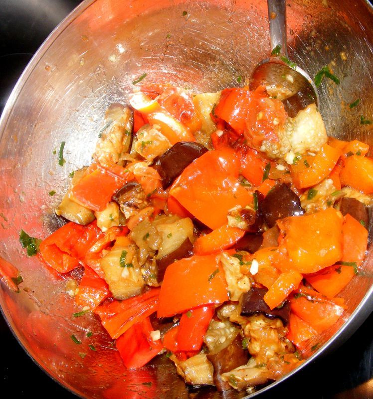 aubergines et poivrons en salade tiède - La Toile Gourmande ... mais simple