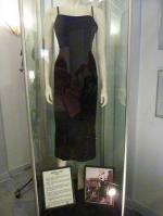 Ceil_Chapman-dress_strass_black-dress-hollywood_museum-1-2