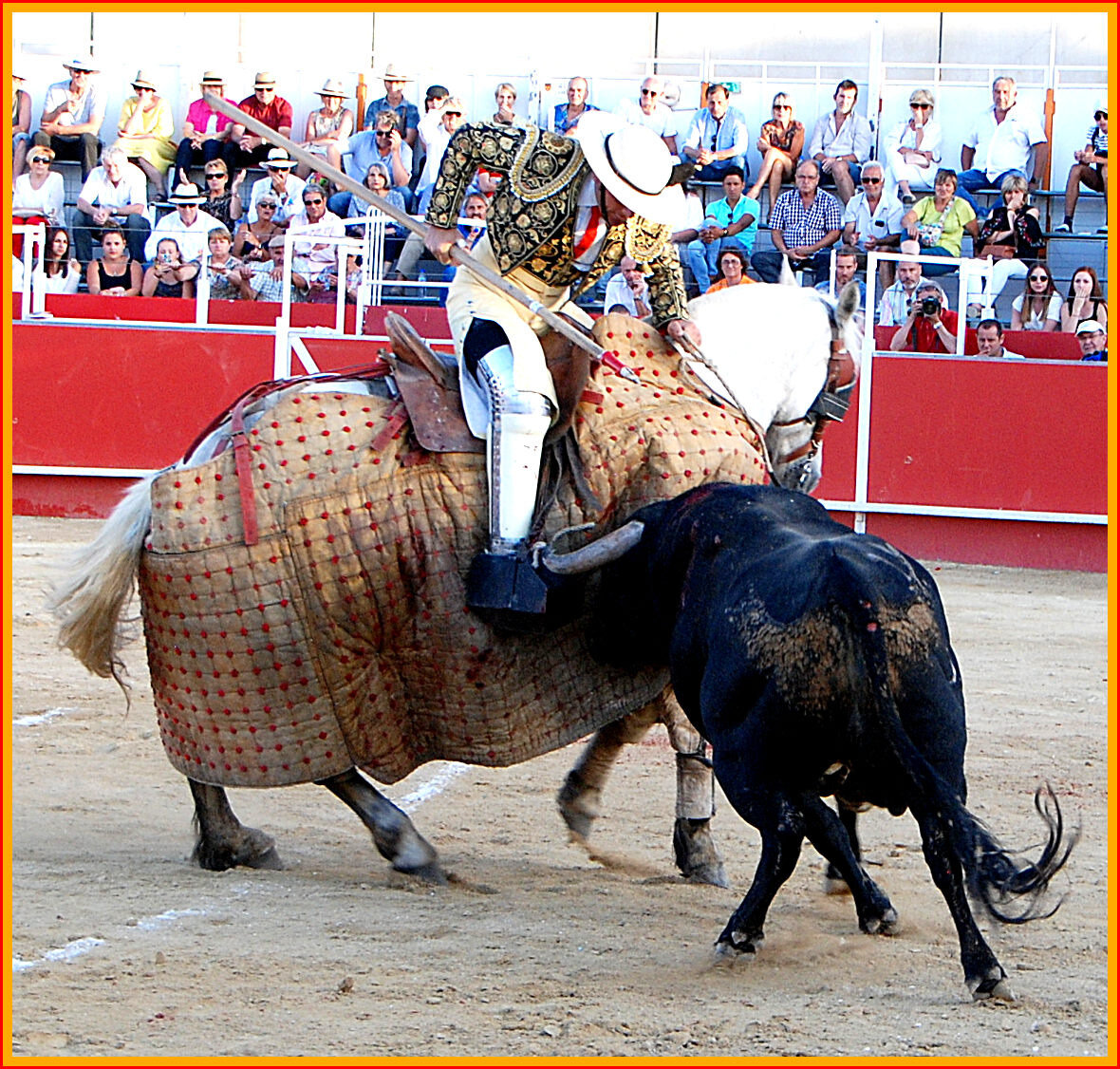 Cheval Qui Refuse De Mettre Bas Boujan sur libron Toros y Campo - 30 juin 2018 - LO TAURE ROGE