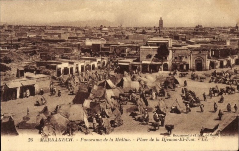 Boumendil-mrk-Djemaa-el-Fna-Taourirt-26