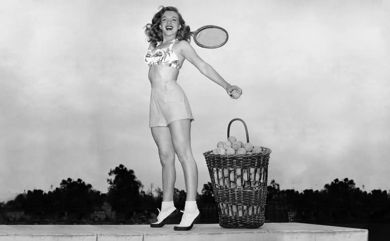 1947-04-12-Tennis-by_Nat_Dillinger-1