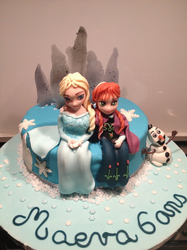 Gateau La Reine Des Neiges Elsa Anna Et Olaf 2 Eme Episode Les Gateaux De Ka