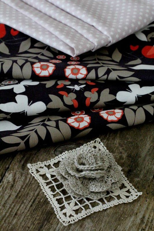 PAPILLONS