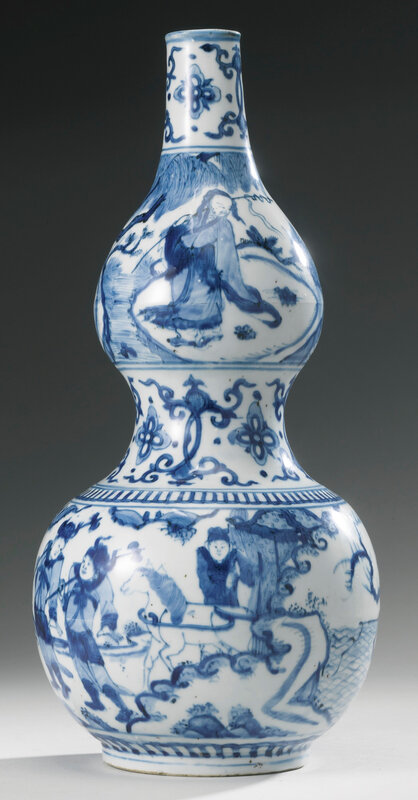 A blue and white double-gourd vase, Ming Dynasty, Jiajing Period (1522-1566)2
