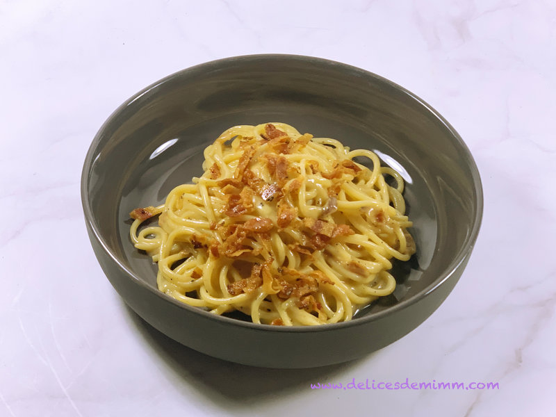 Les vrais spaghetti carbonara du chef Simone Zanoni 4