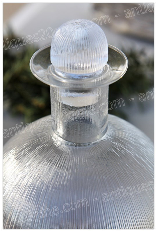 Antiques20ème, service verres carafes René Lalique modèle Wingen