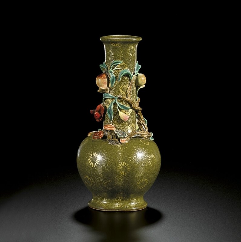 A rare gilt-decorated teadust ' pomegranate' vase, Seal mark and period of Qianlong (1736-1795)