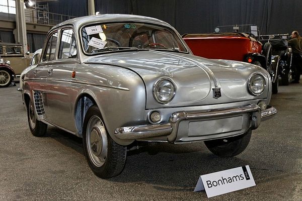 800px-Bonhams_-_The_Paris_Sale_2012_-_Renault_Dauphine_Gordini_Saloon_-_1964_-_002