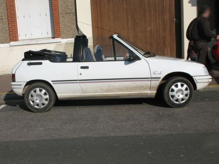 Peugeot205CJprof