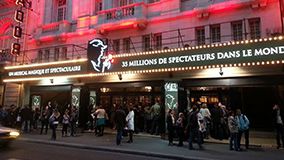 La façade du Théâtre Mogador