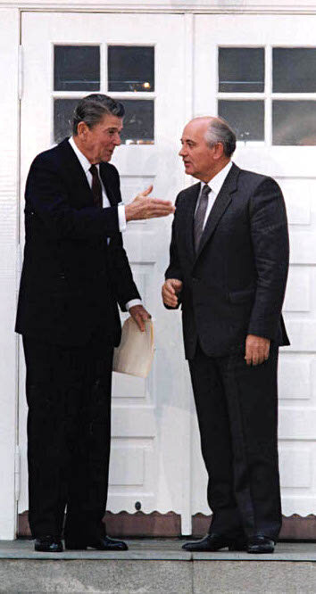 1988- Reagan et Gorbachev