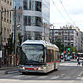 Lyon : les trolleybus de c3 en site propre