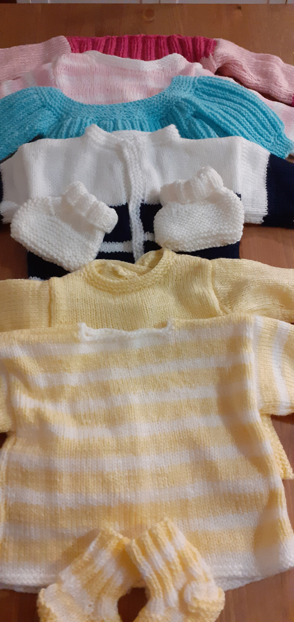 Un Nouvel Arrivage De Francoise A La Baule Tricotons Tricotons Pour Les Bebes Des Hopitaux