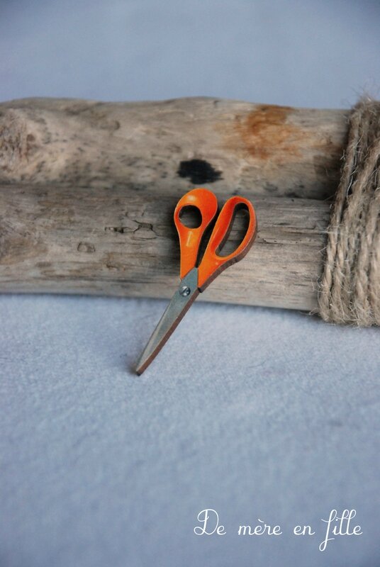 ciseaux tissu orange