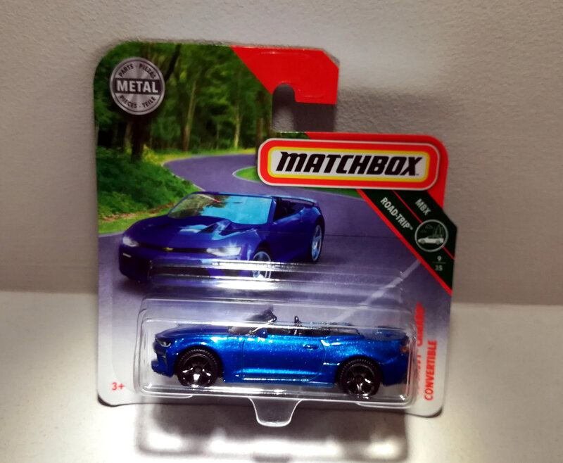 Chevrolet Camaro convertible de 2016 (Matchbox)