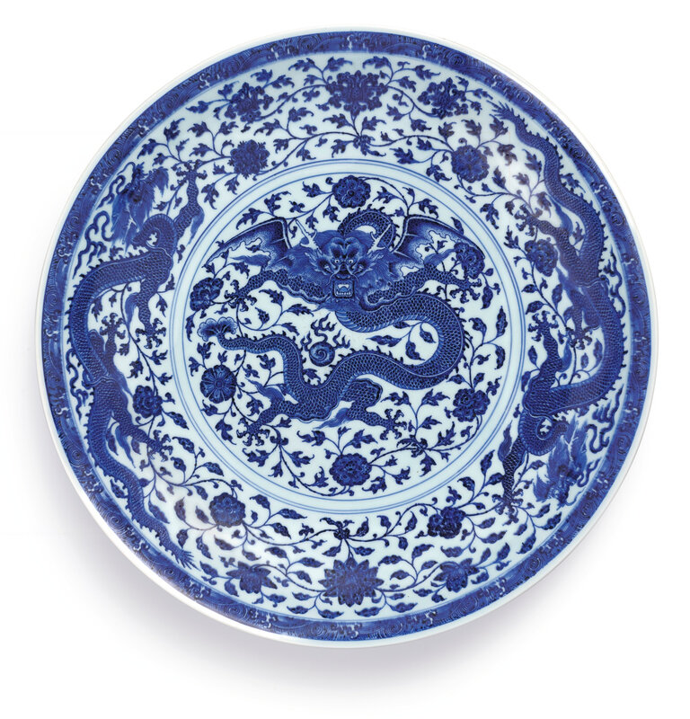 A rare and large blue and white 'Dragon' charger, mark and period of Yongzheng (1723-1735)