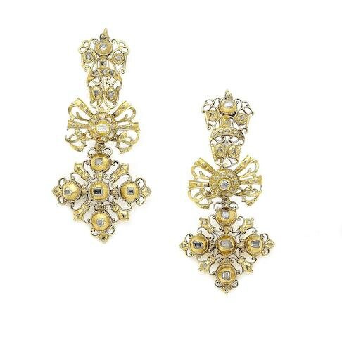 A pair of diamond pendent earrings, Portuguese, 18th century