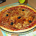Pizza champignons lardons et 3 fromages 