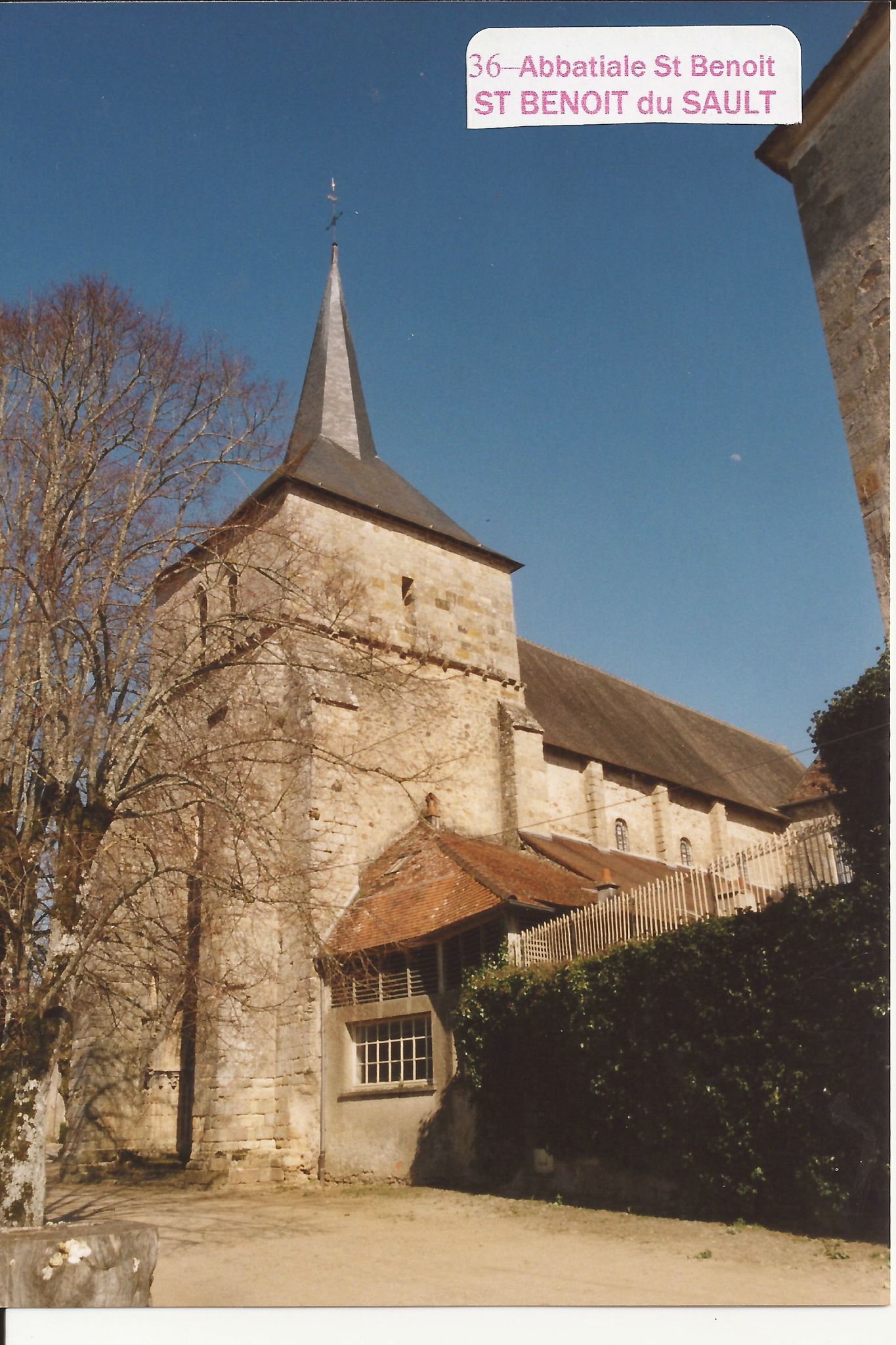 36 ST BENOIT DU SAULT EGLISE ABBATIALE ST BENOIT Photo de 36 INDRE
