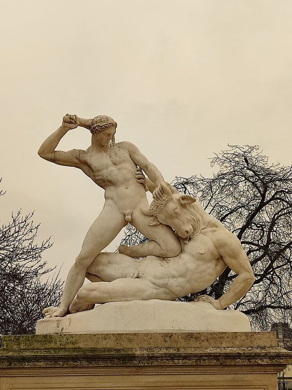 Sculpture 1 Jardin des Tuileries