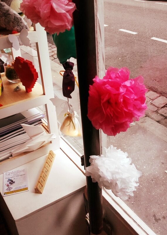 pompons-papier-soie-boutique-creative-nantes
