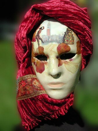 masque_de_l_amoureuse___r_alis__par_Herv__Dailly